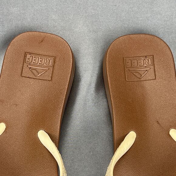 Reef Stargazer‎ Thong Sandals Women's 8.5 Yellow Sparkle Flip Flops Summer Beach - Picture 14 of 15